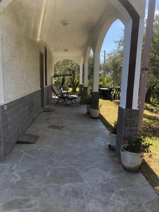 Villa Elena Mezzanego Екстериор снимка